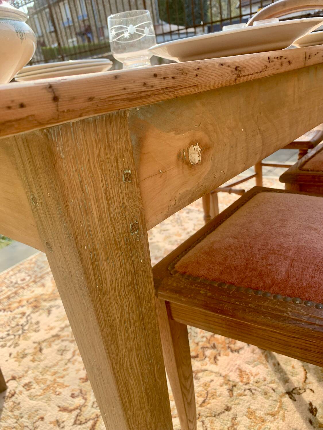 Farm table