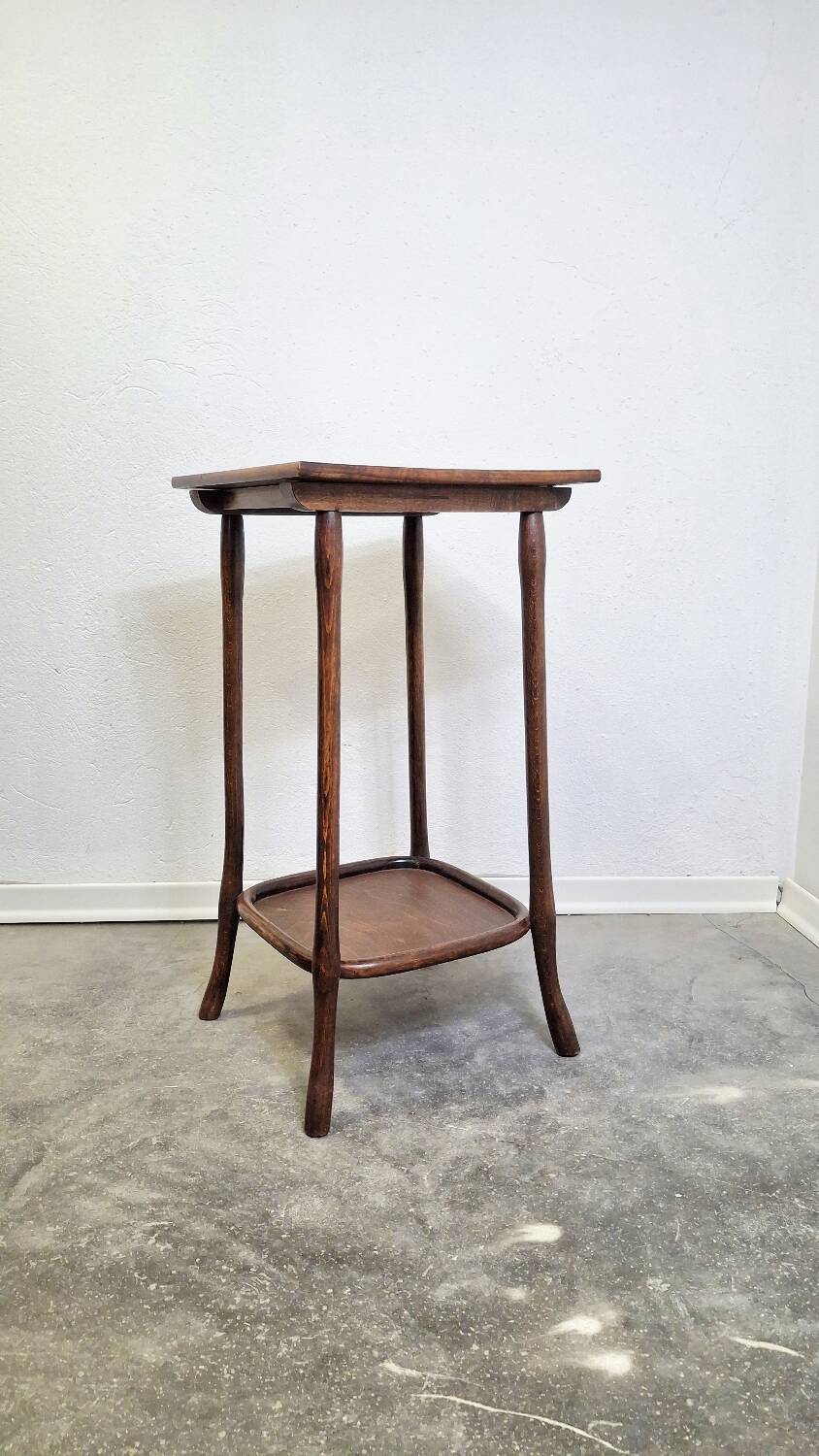 20s Thonet Mundus Borlova Bentwood Side Table