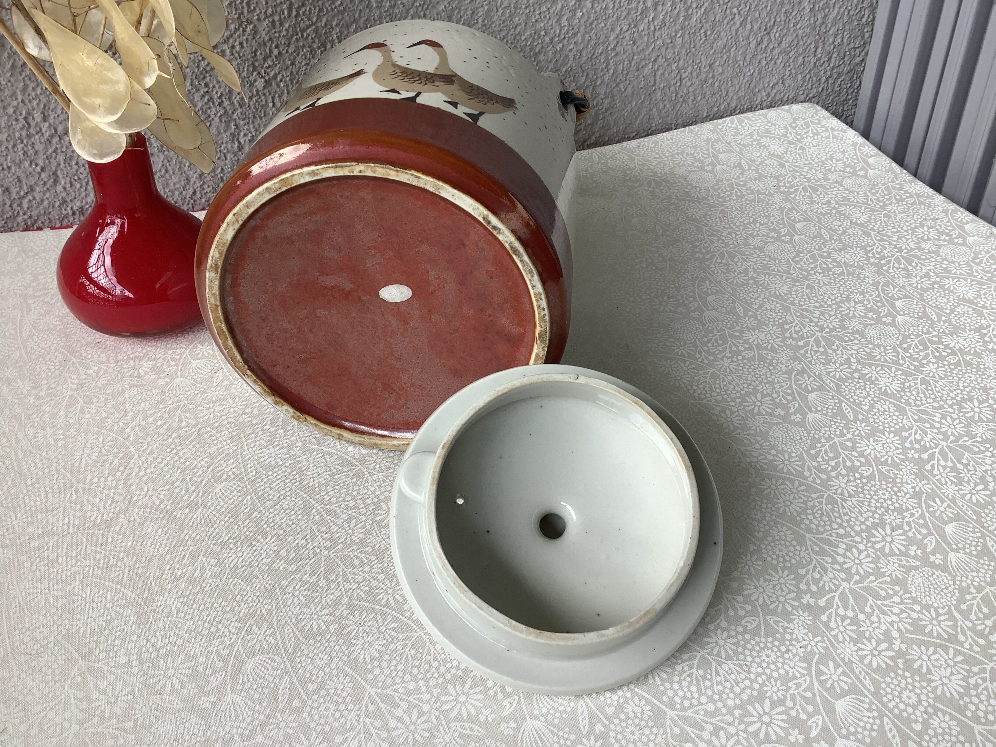 Vintage Japanese porcelain teapot