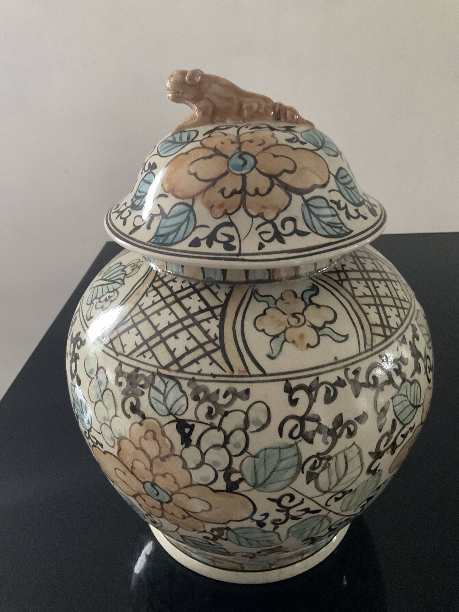 Pot couvert vintage en grès