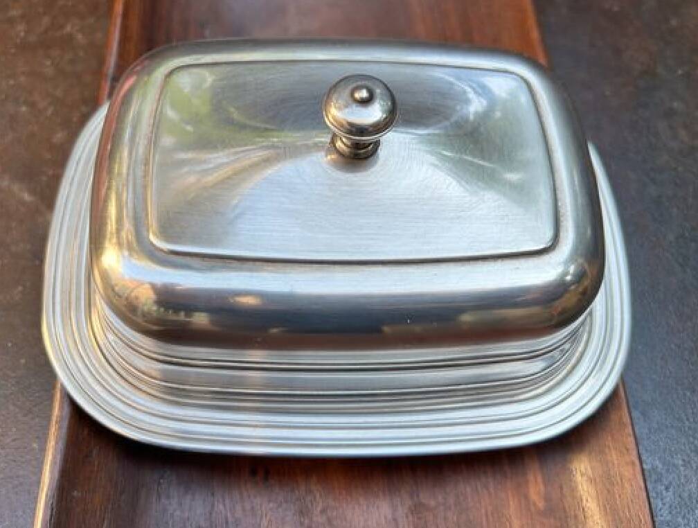 Christofle butter dish model Albi