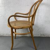 1018 Thonet armchair