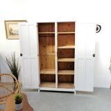 Vintage Parsian wardrobe