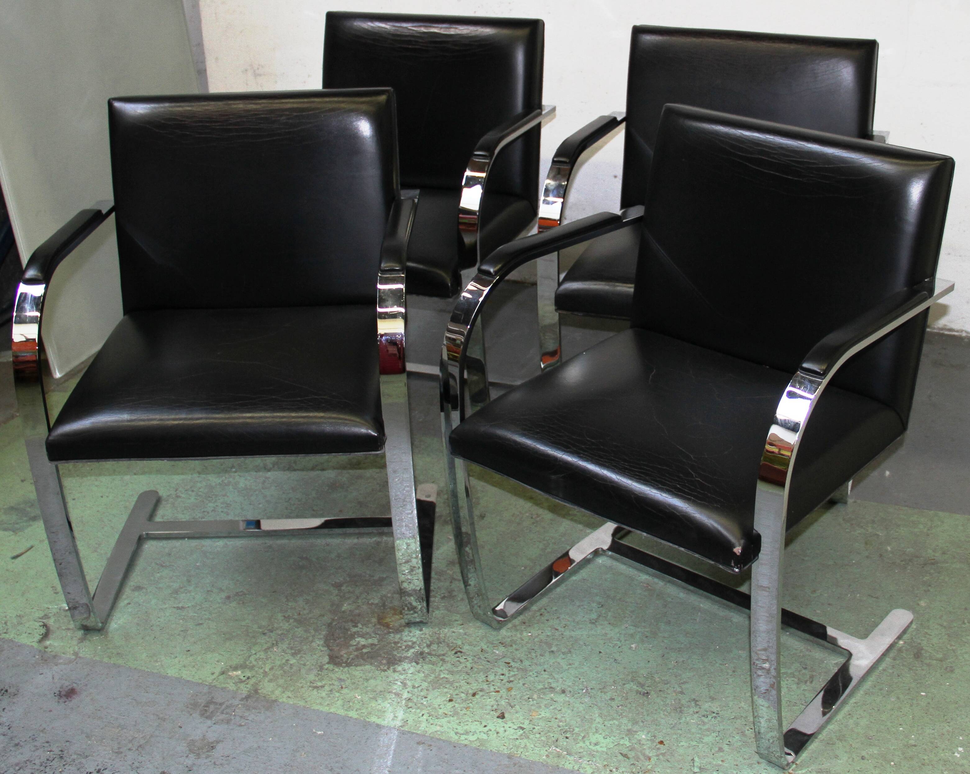 Suite of 4 BRNO armchairs, Mies Van Der Rohe, Knoll