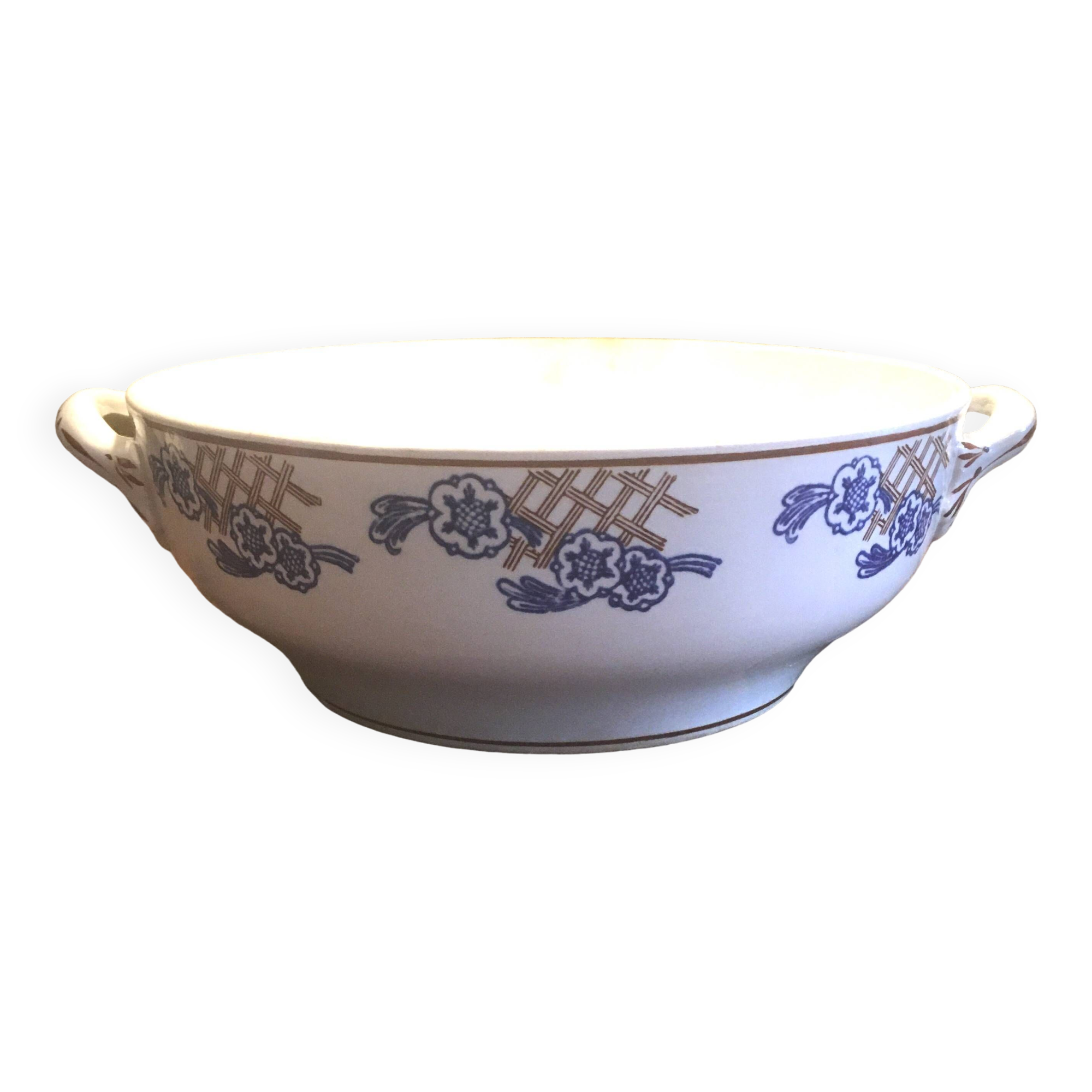 Iron earth vegetable, Longwy factory