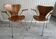 2 Series 7 chairs with armrests (3207) by Arne Jacobsen – Fritz Hansen