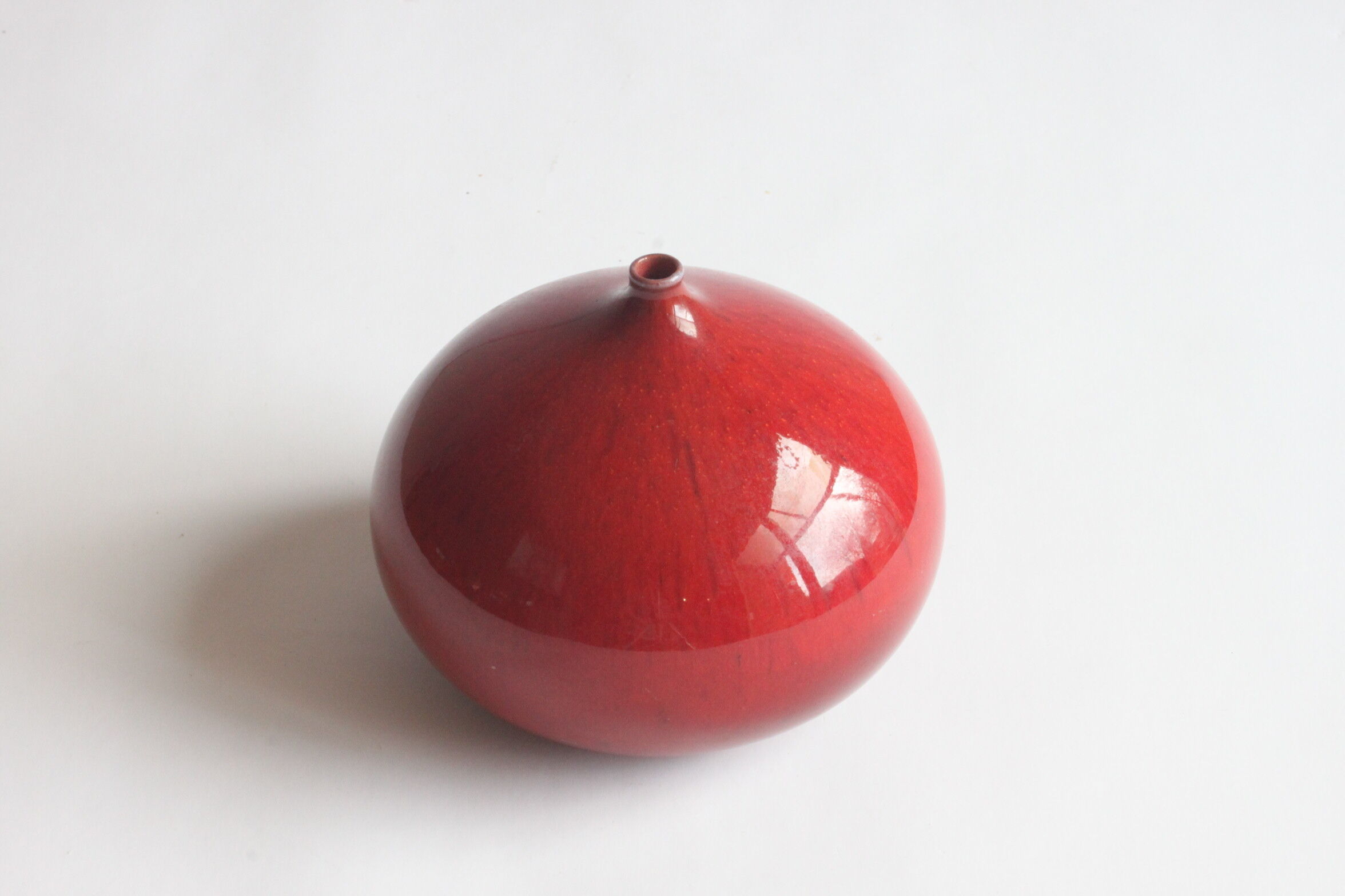 Red fig vase by Rogier Vandeweghe for Perignem, Belgium 1963.