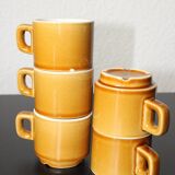 Set of 5 vintage mustard-coloured ceramic mugs.