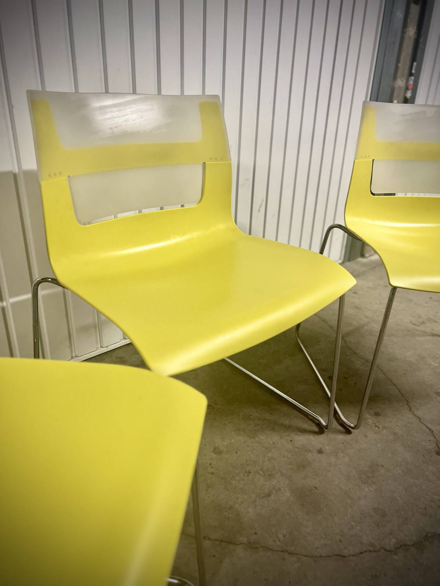 Chaises design jaune et chrome Chaise - Otto B&B Italia– vintage / déc