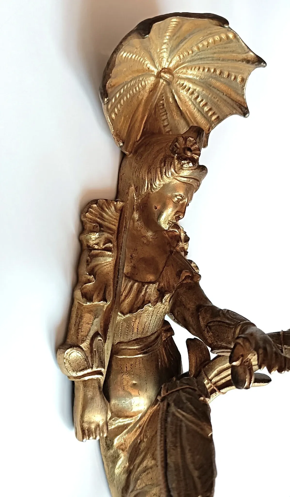 Paire d'appliques style Régence en bronze doré