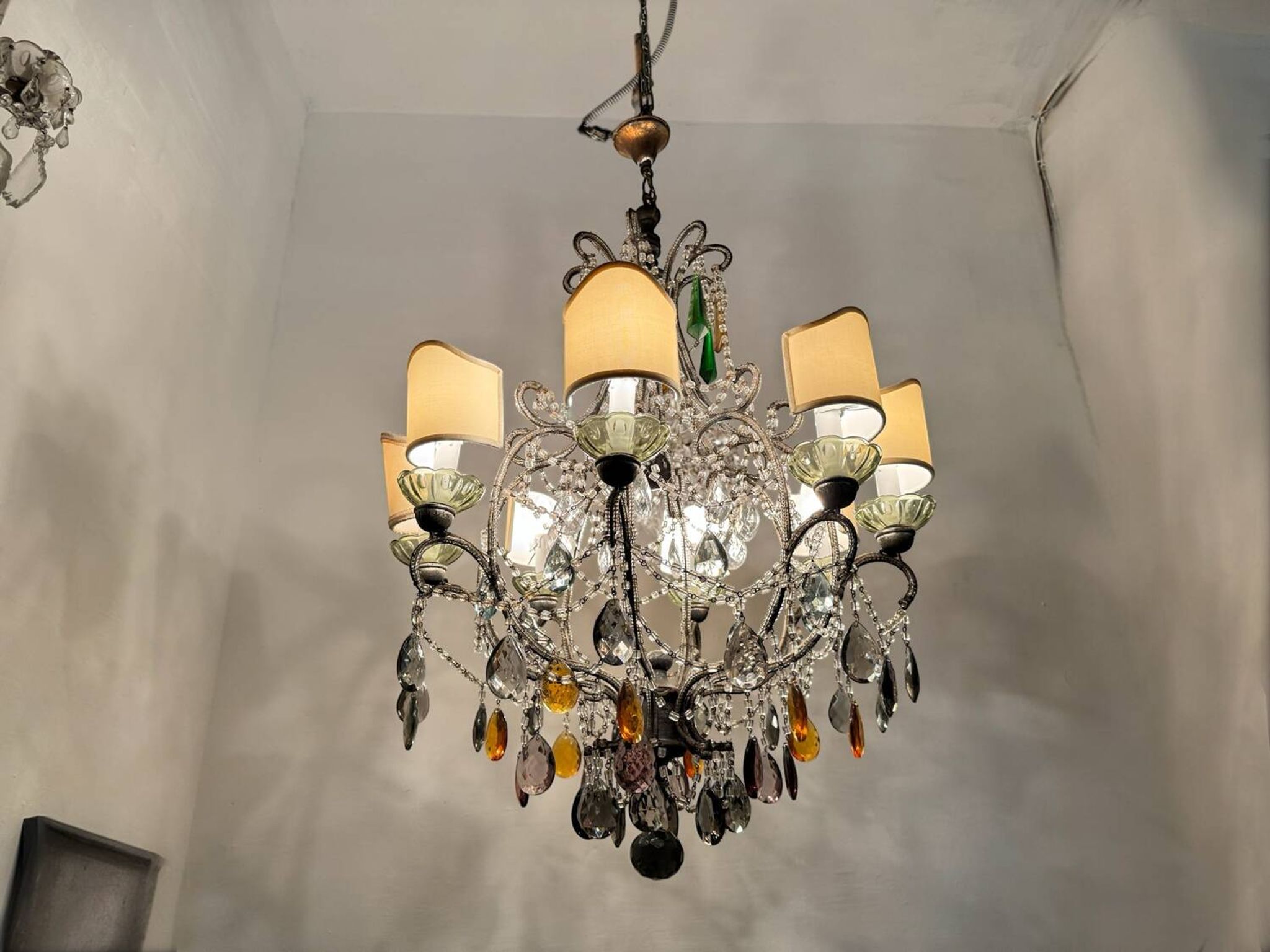 Grand lustre en cristal multicolore des années 1950
