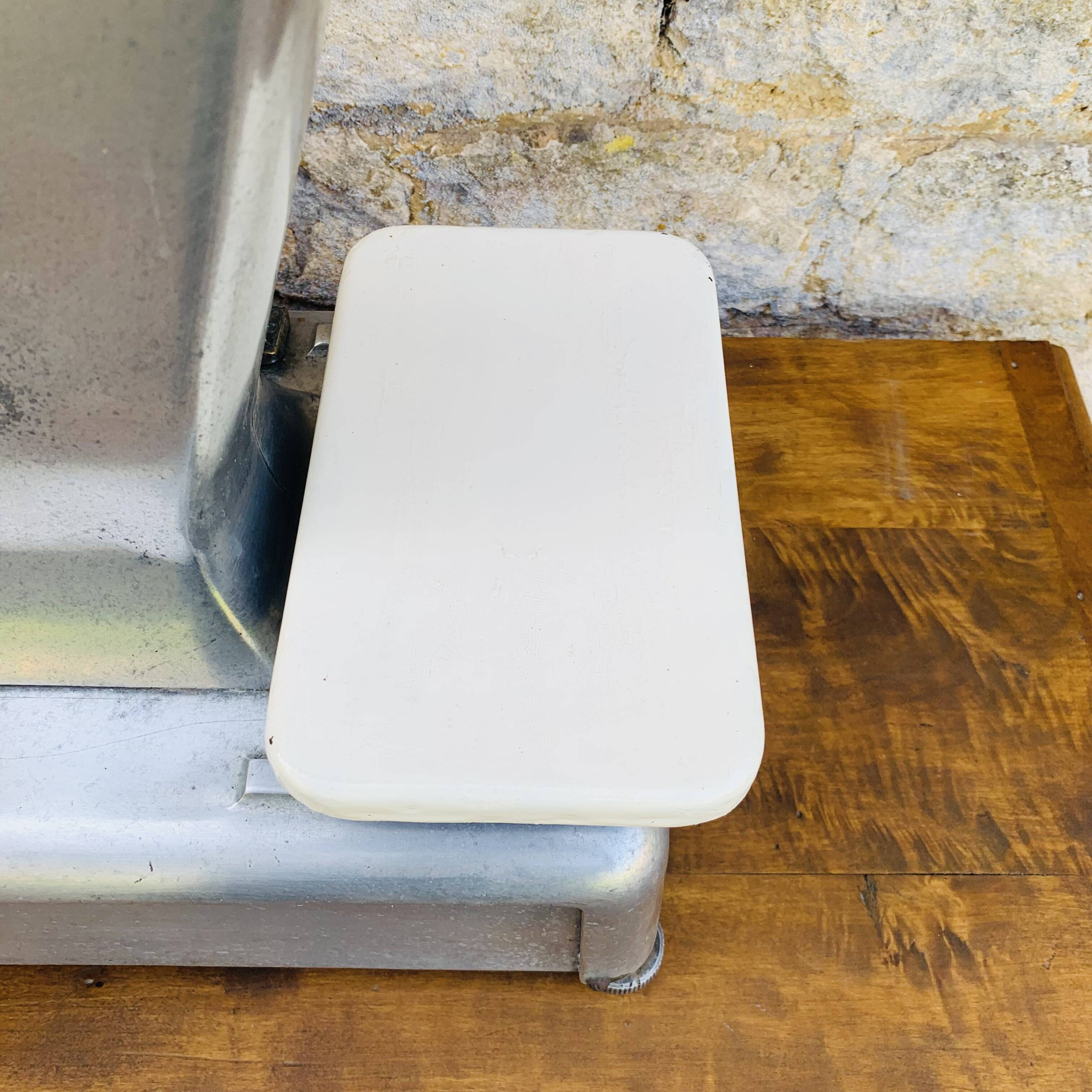 Table lamp chrome foot tulip 1970