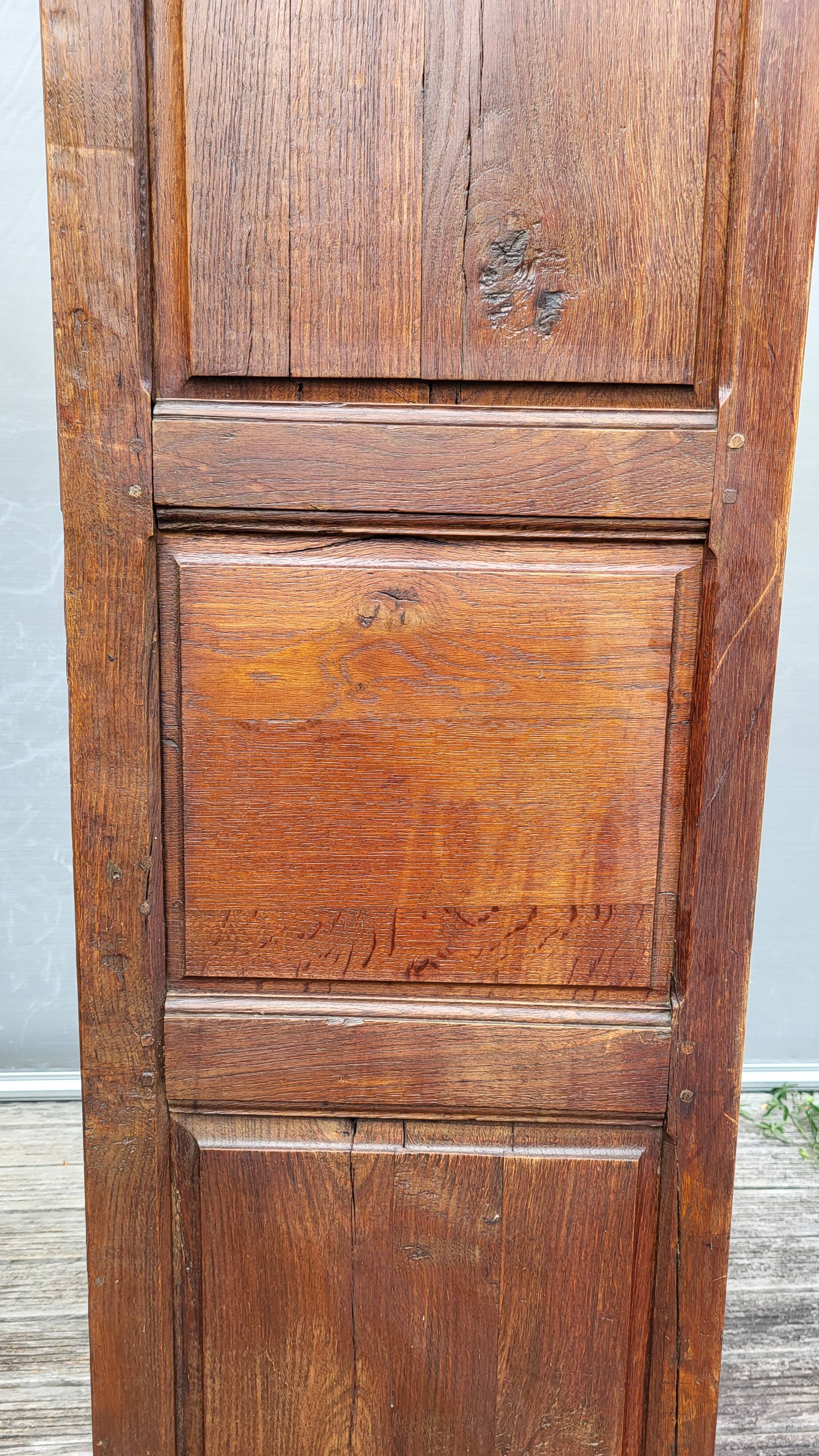 Large "Standing Man" in solid oak from the 18th century