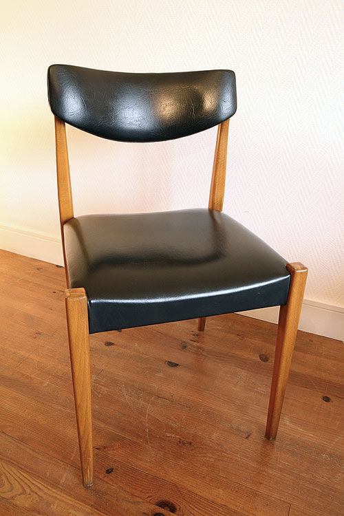 Set of 4 vintage Scandinavian "self" chairs