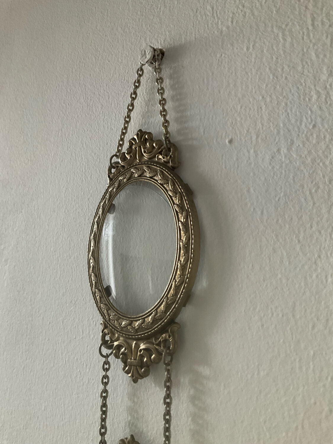 Louis XVI style wall-mounted photo frame