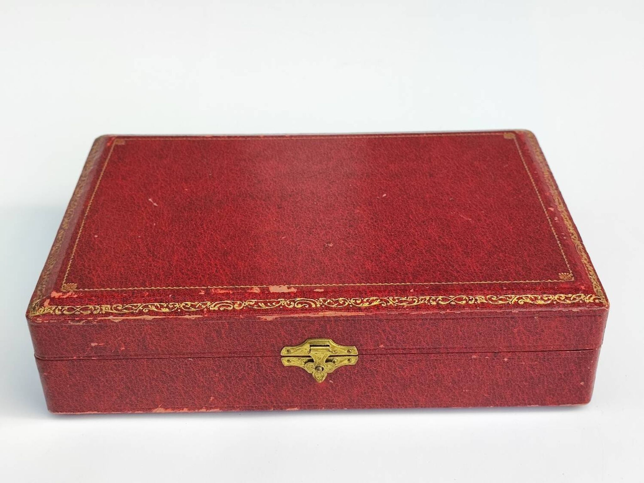 Boxed set of indonesion silver spoons