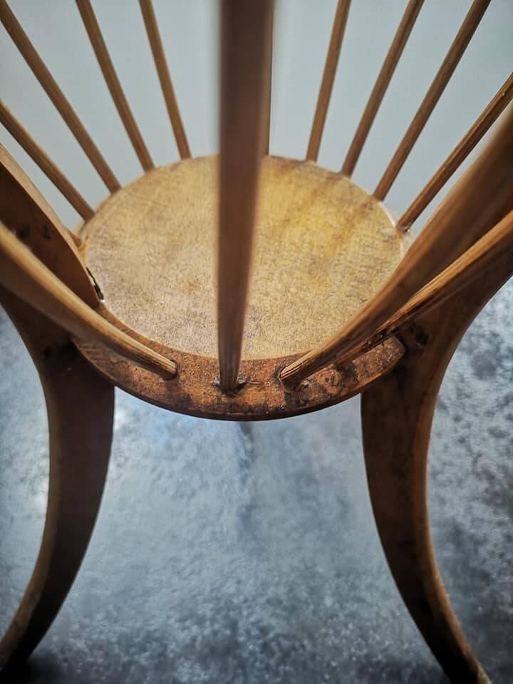 Former worker basket serving piece of professional furniture fruit wood support early 1900