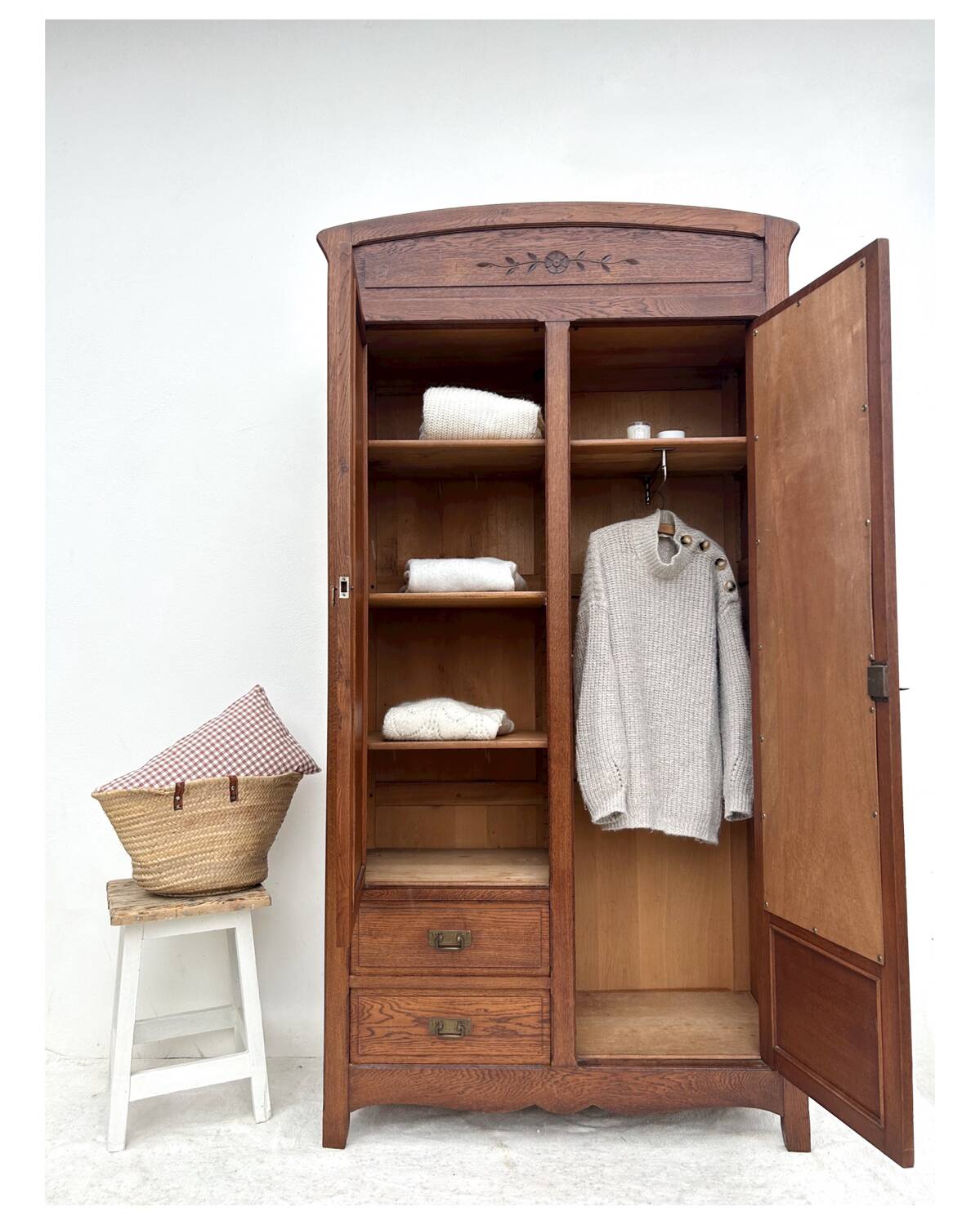 Parisian oak wardrobe