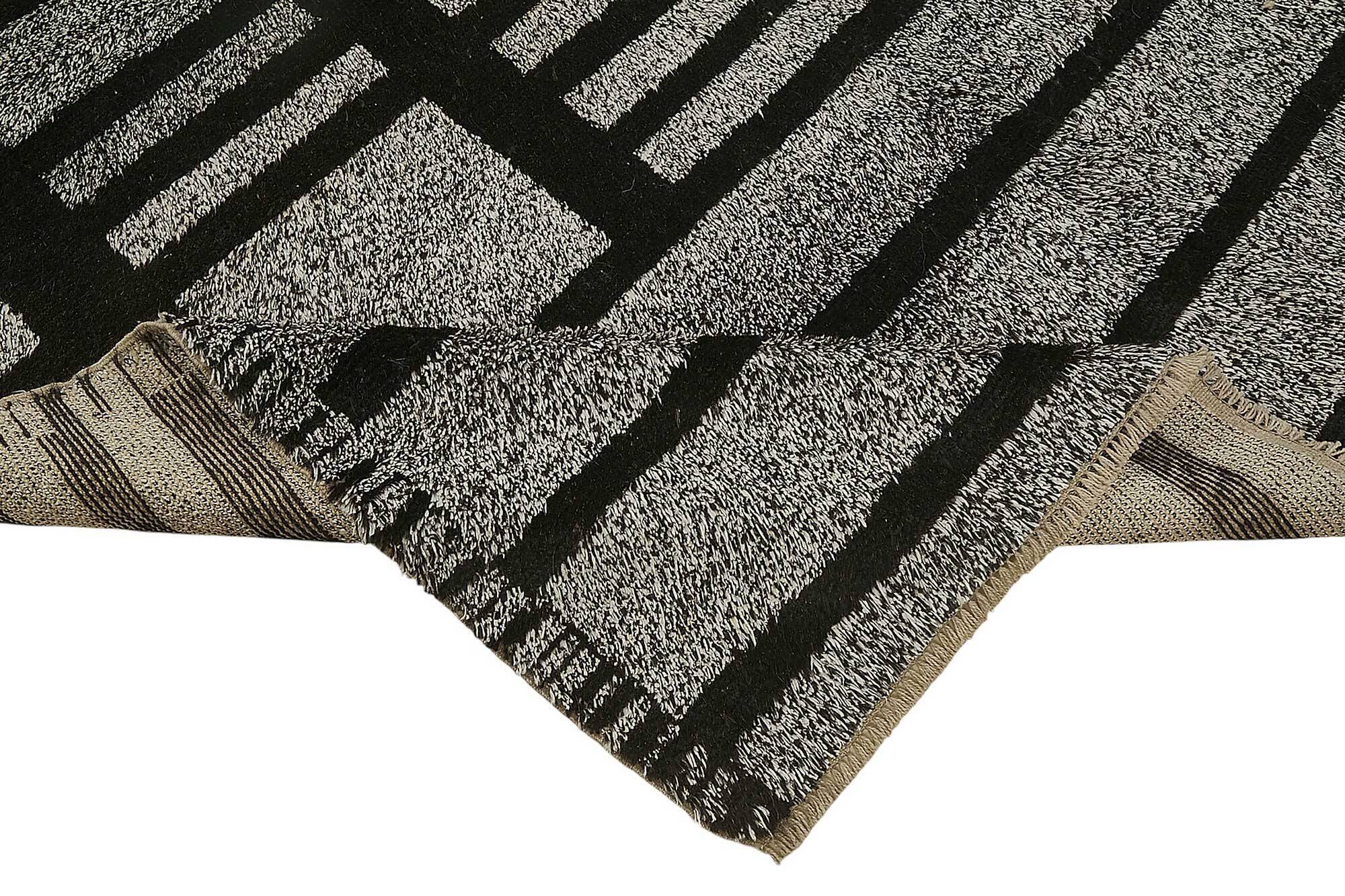 Handwoven Turkish Recycled Boho Rug 236 cm x 303 cm