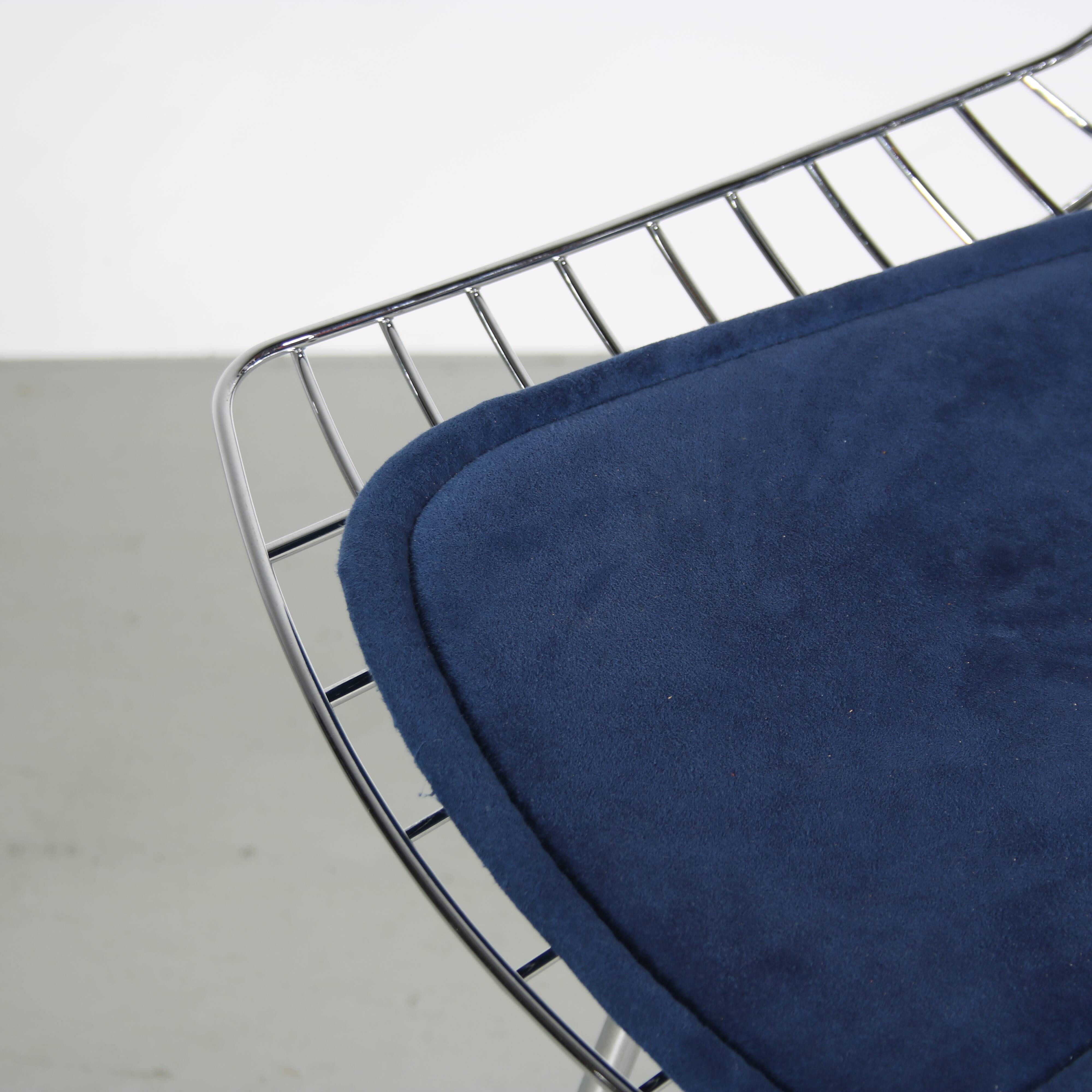 1980s Harry Bertoia dining vhairs for Knoll International, USA