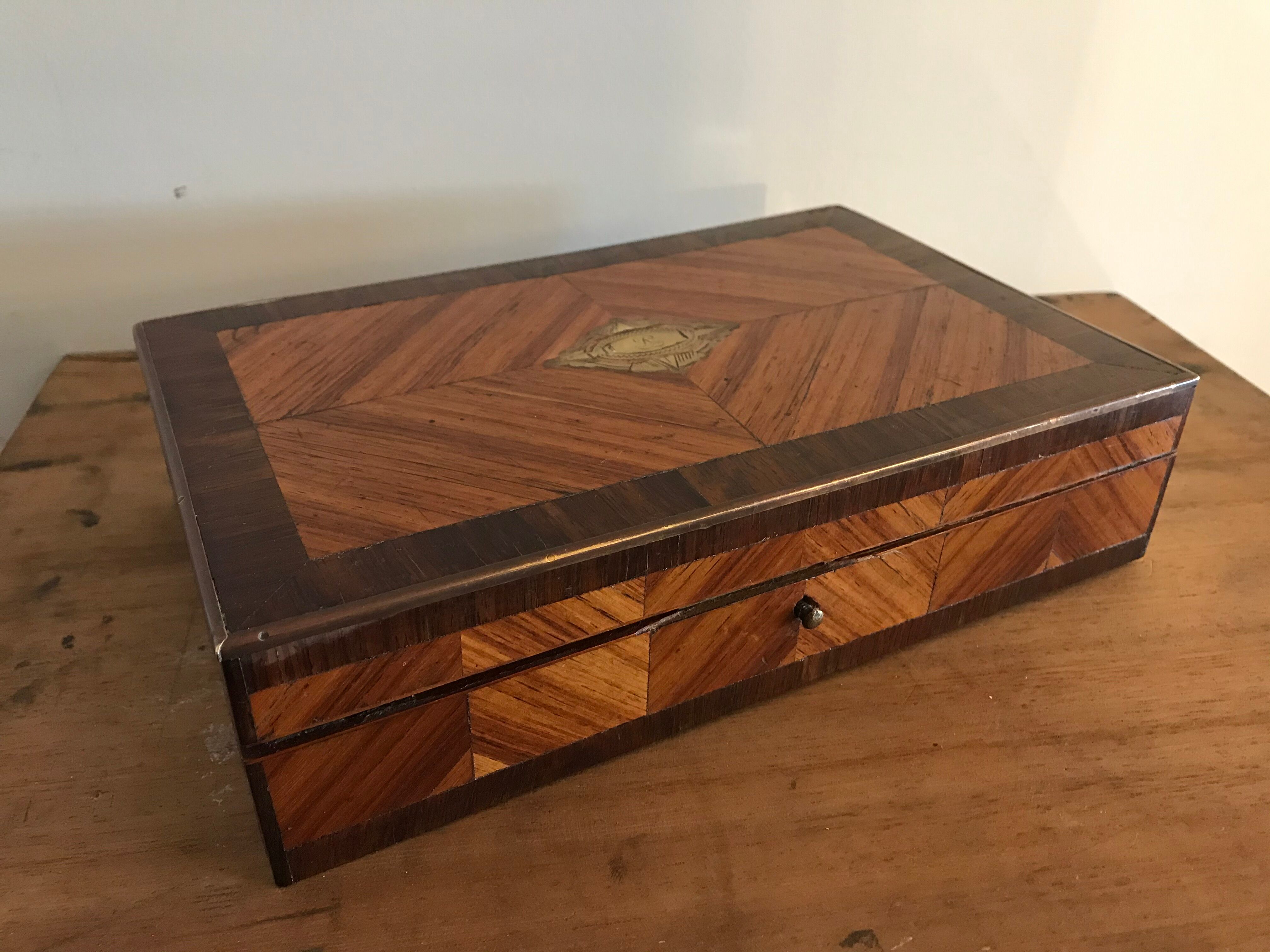 Box in marquetry