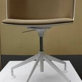 "Cut" office chair by Francesco Rota for Lapalma