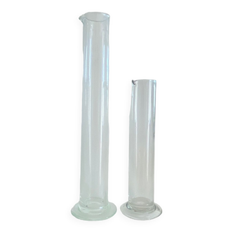 Duo of soliflores, glass