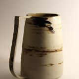 Pitcher / vase in mixed earth
