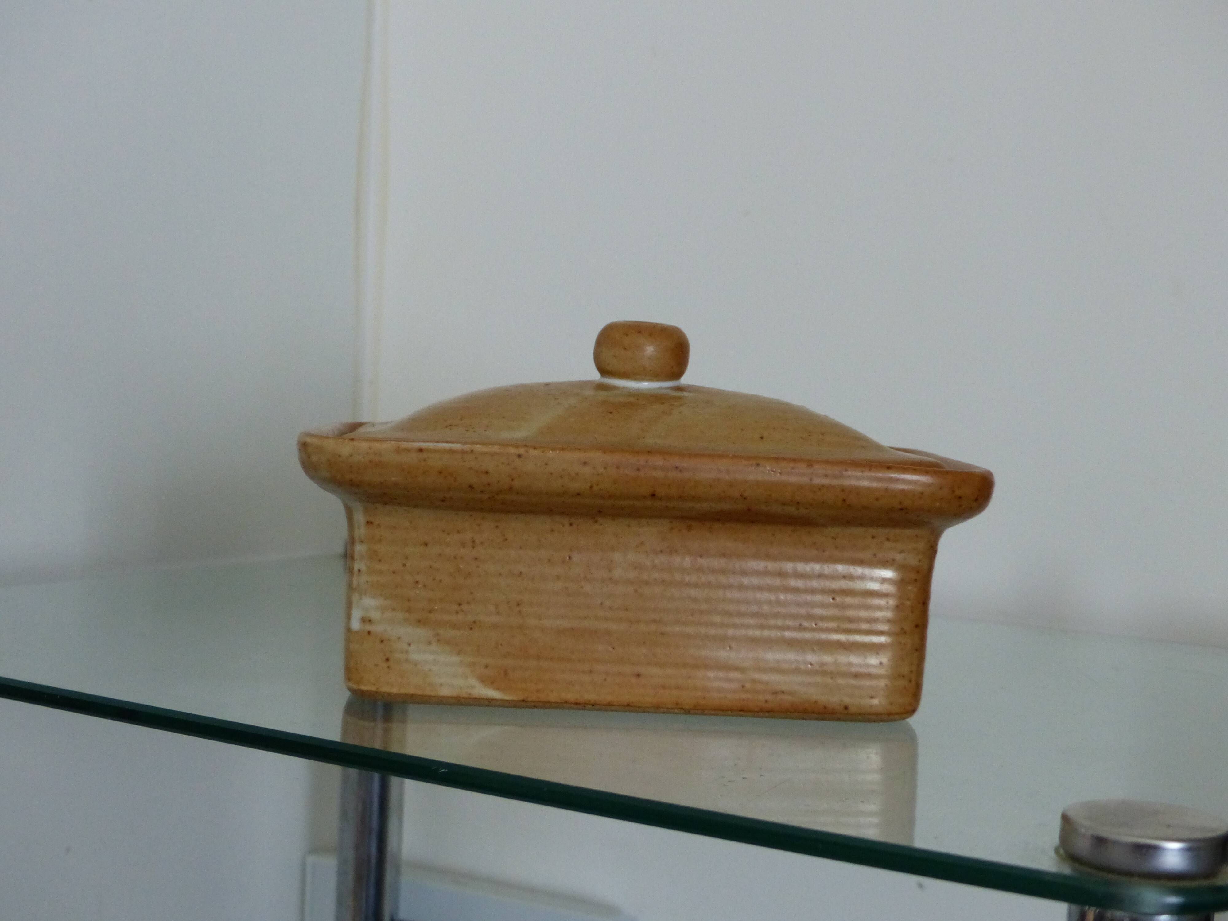 Butter dish, grès village france