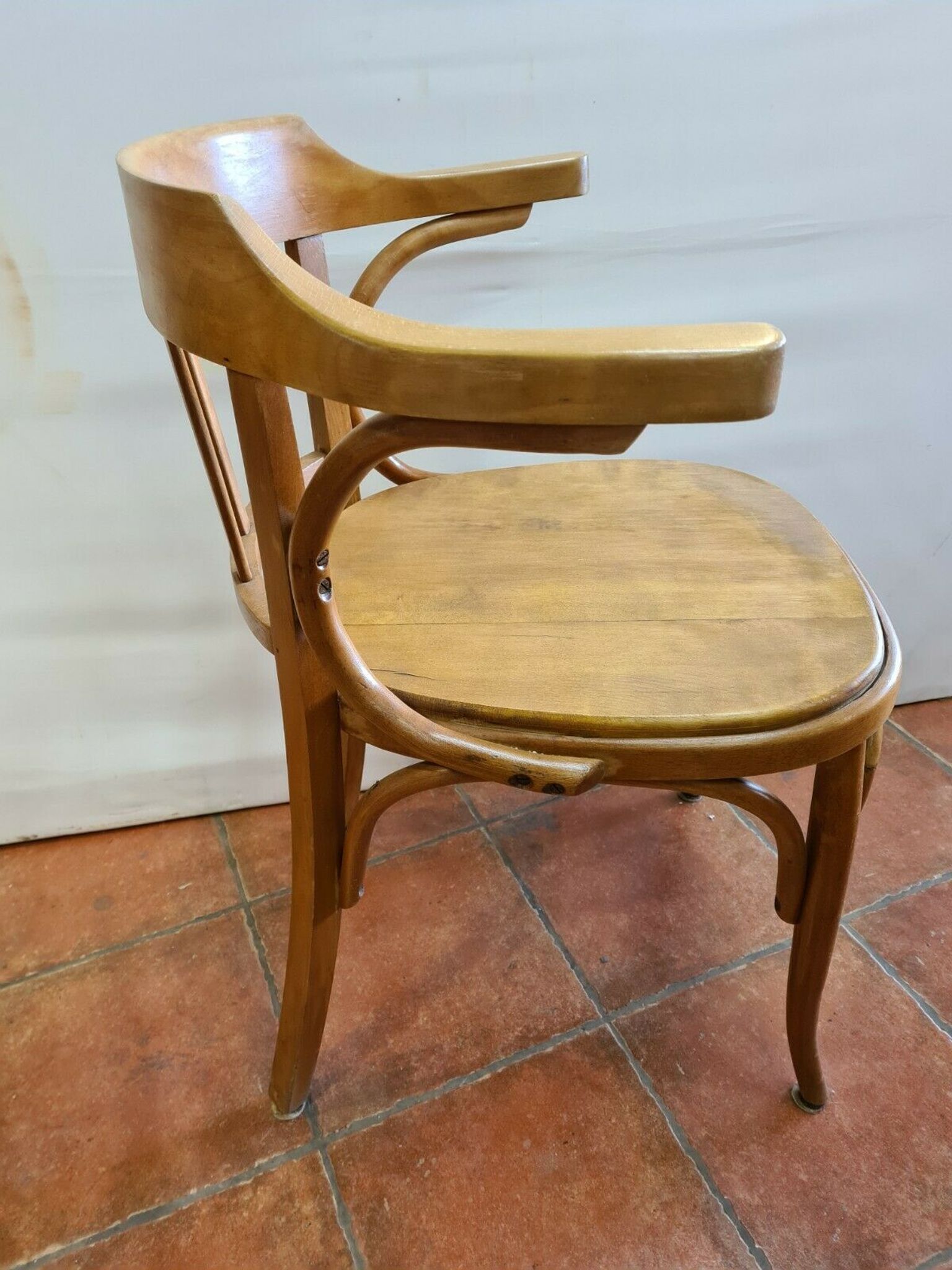 Curved wooden desk chair