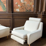 Paire de fauteuils et repose pied