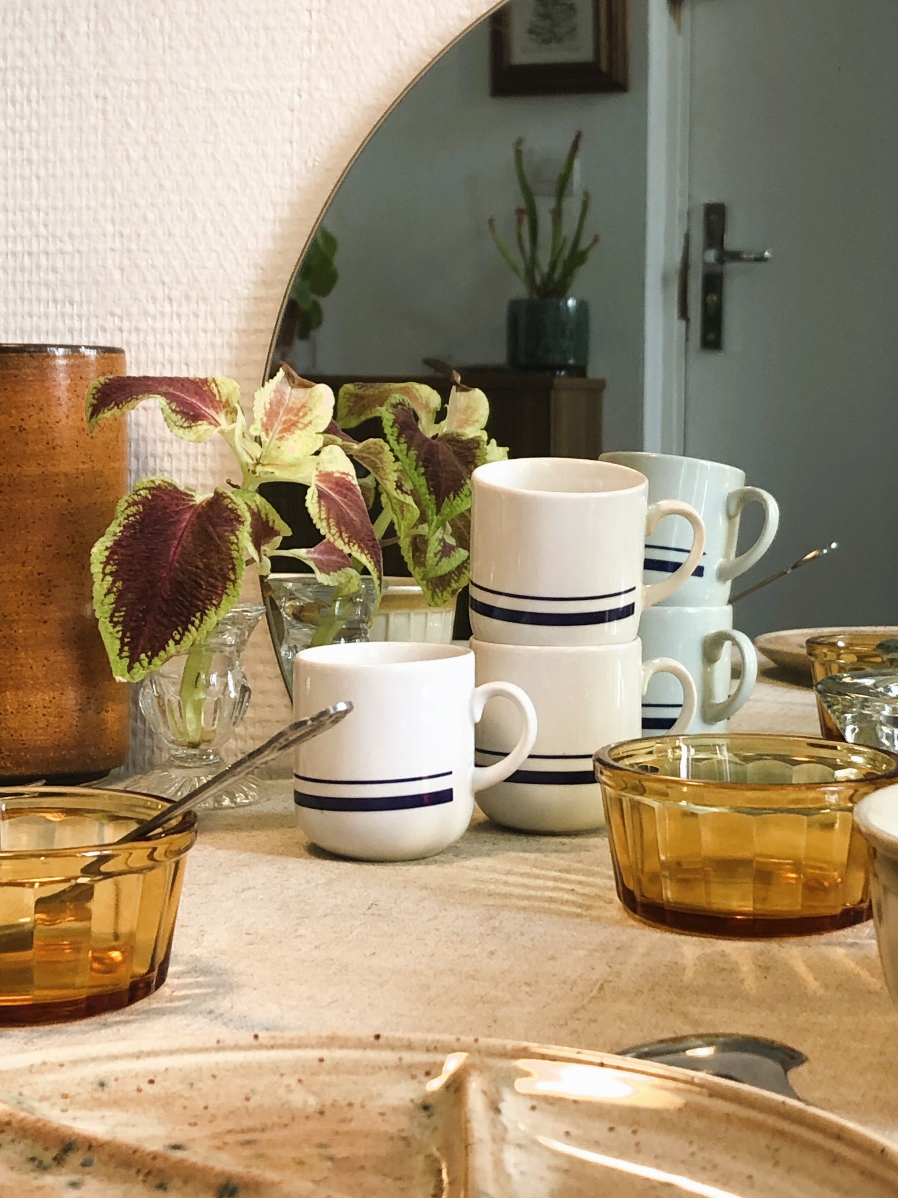 6 cups 'Total' vintage retro