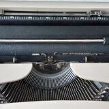 Underwood 319 typewriter