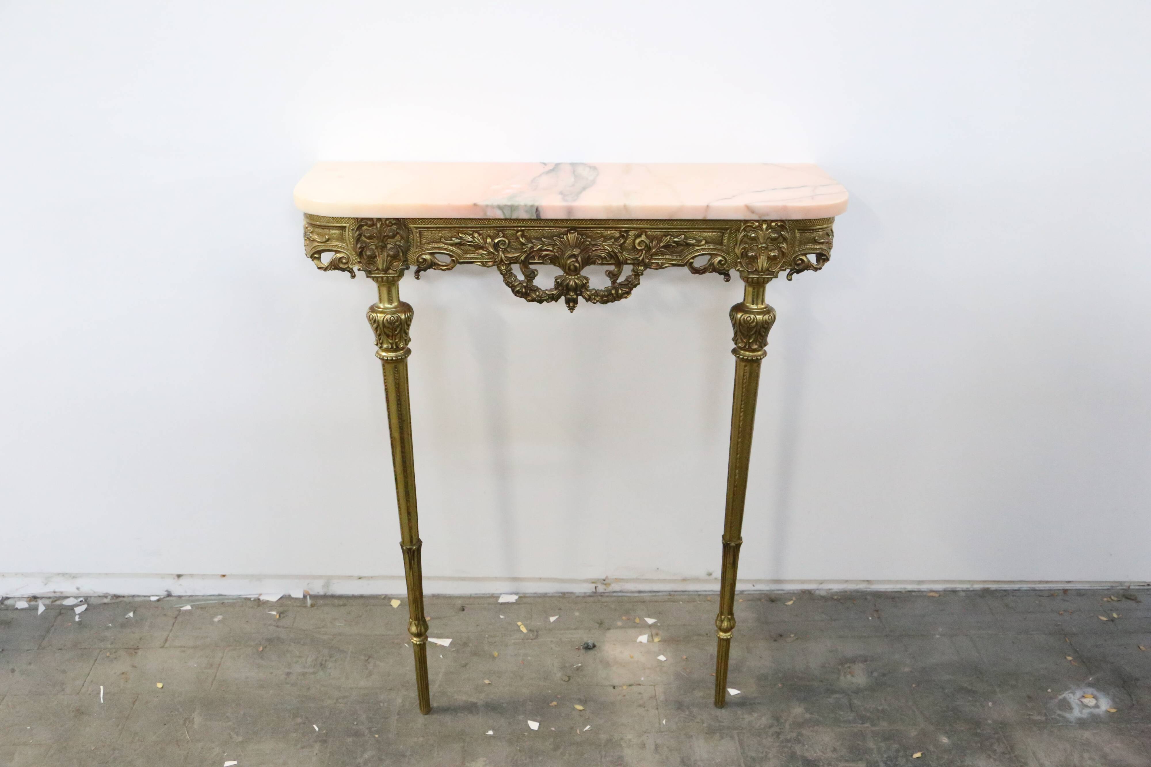 Console in brass and pink alabaster