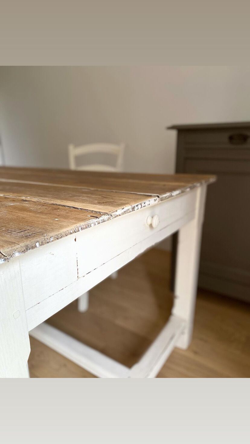 Farmhouse table