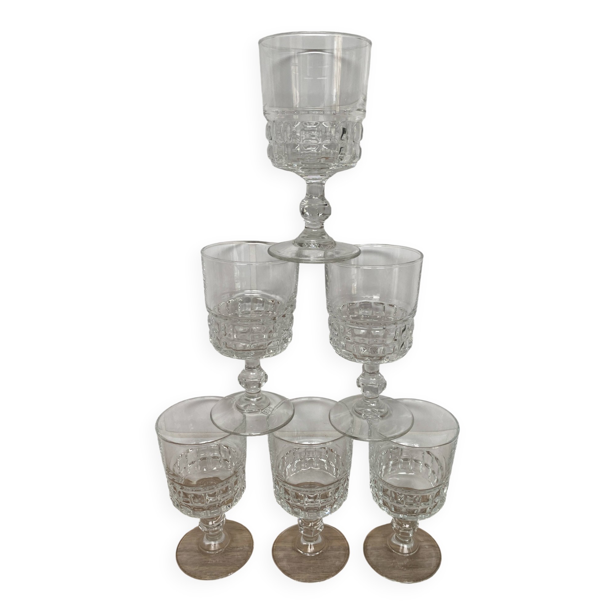 Set of 6 Luminarc Quadrille white wine glasses