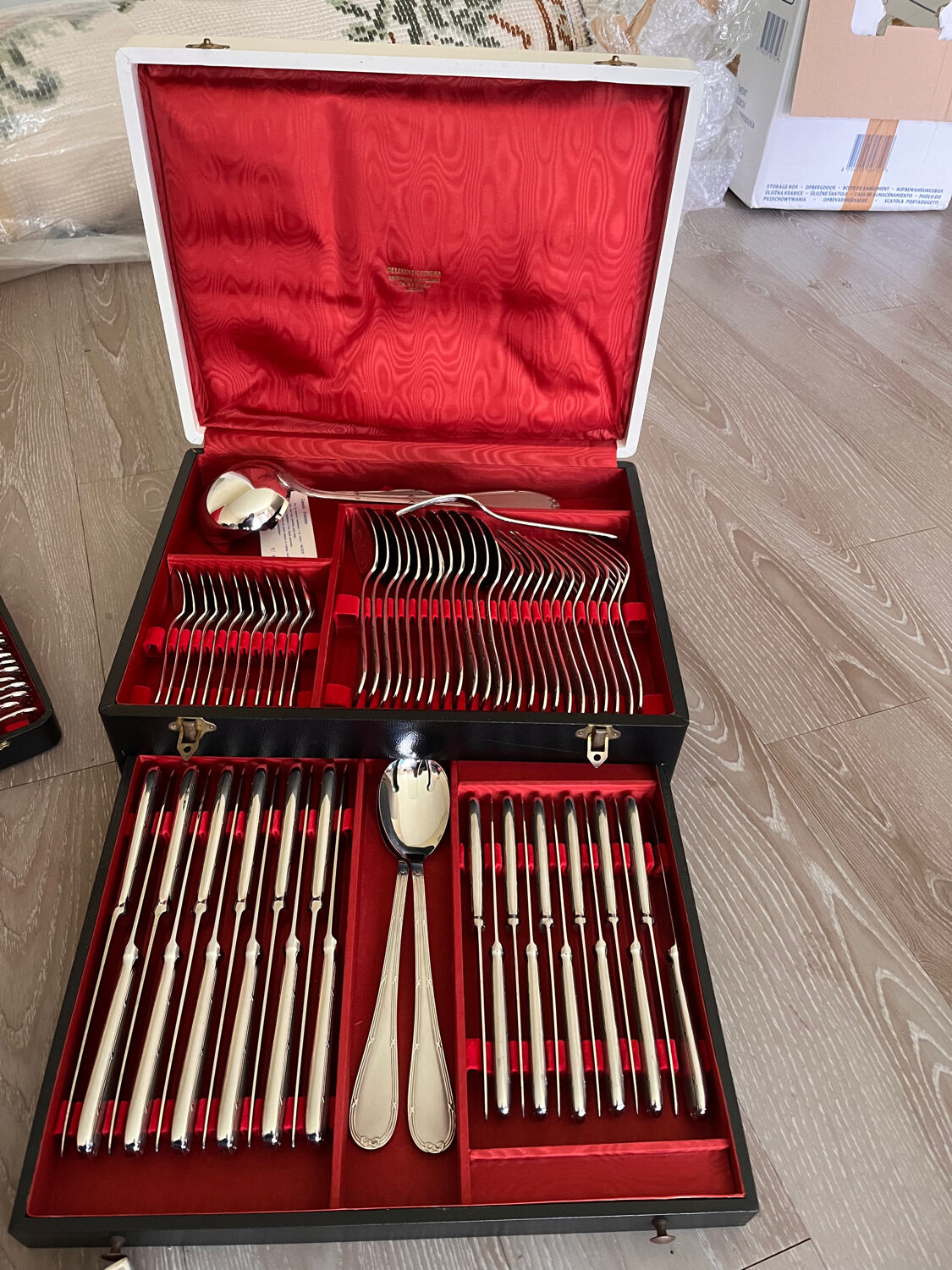 Housewife Besset Laroche Belinox with boxes