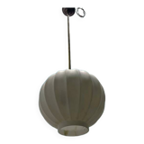 Suspension lumineuse en verre opalin années 1940