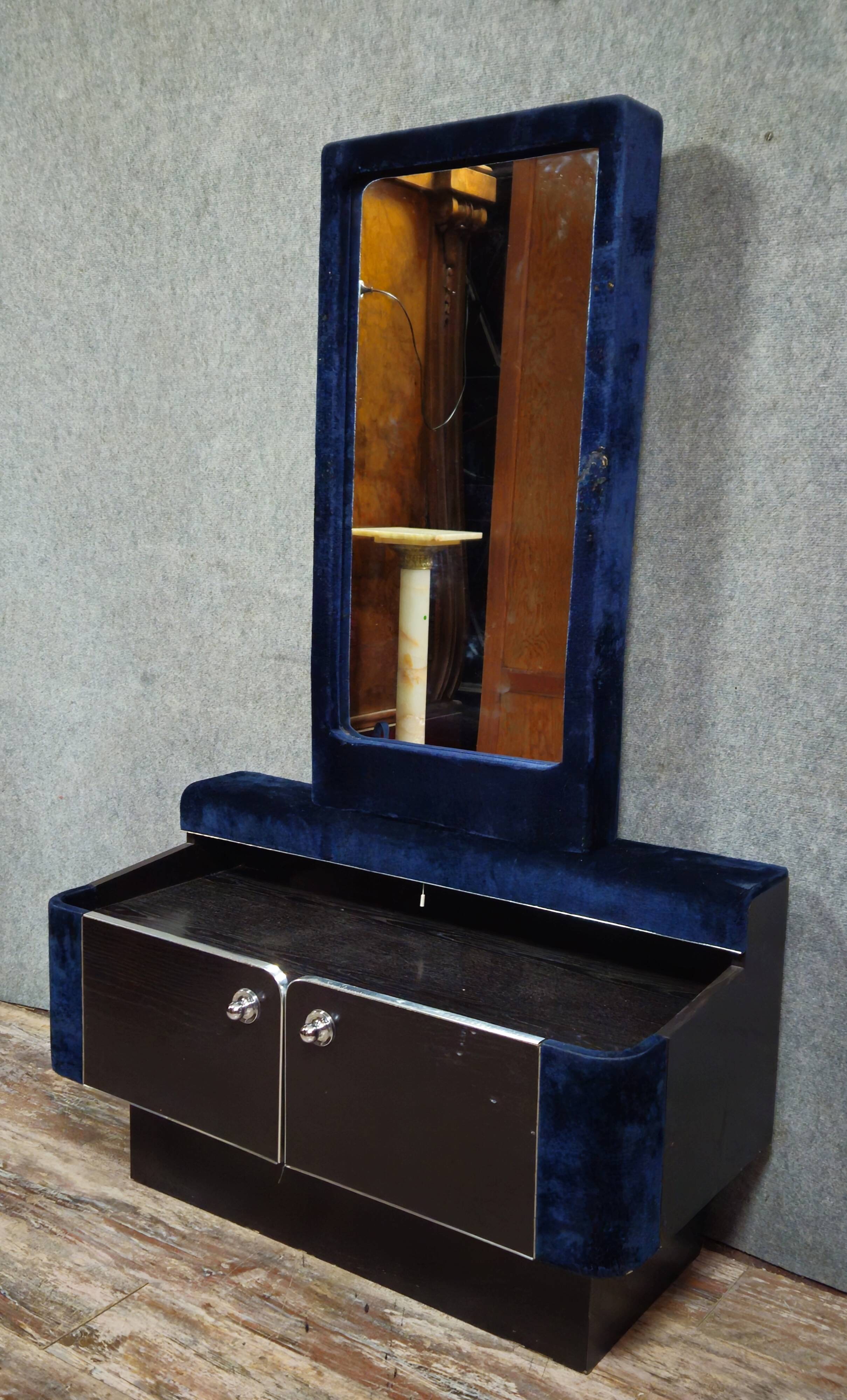 Dressing table / Art Deco furniture with mirror – Blue velvet – 1930s/40s