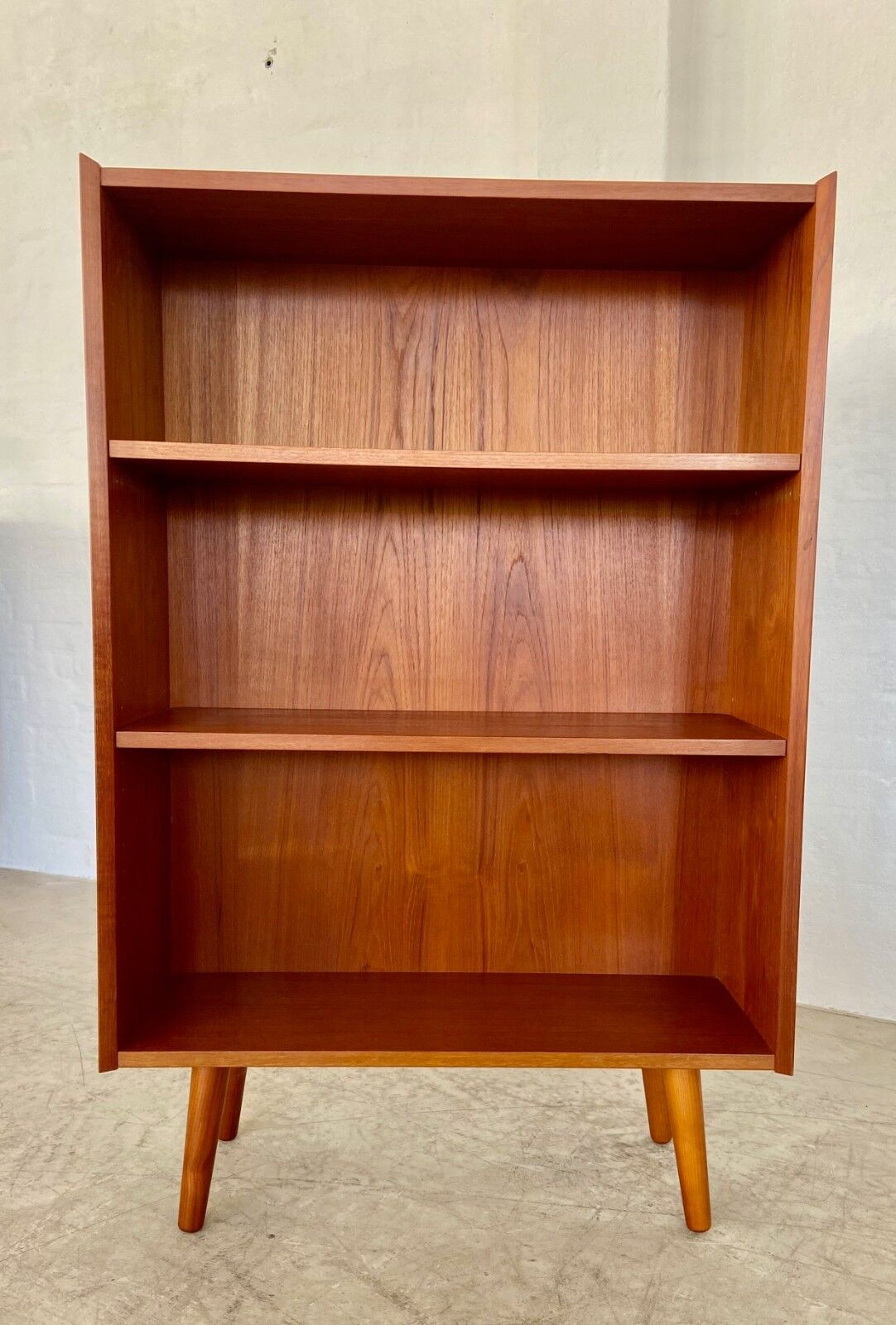 Danish retro vintage bookcase by Ølholm Møbelfabrik in teak 1960s