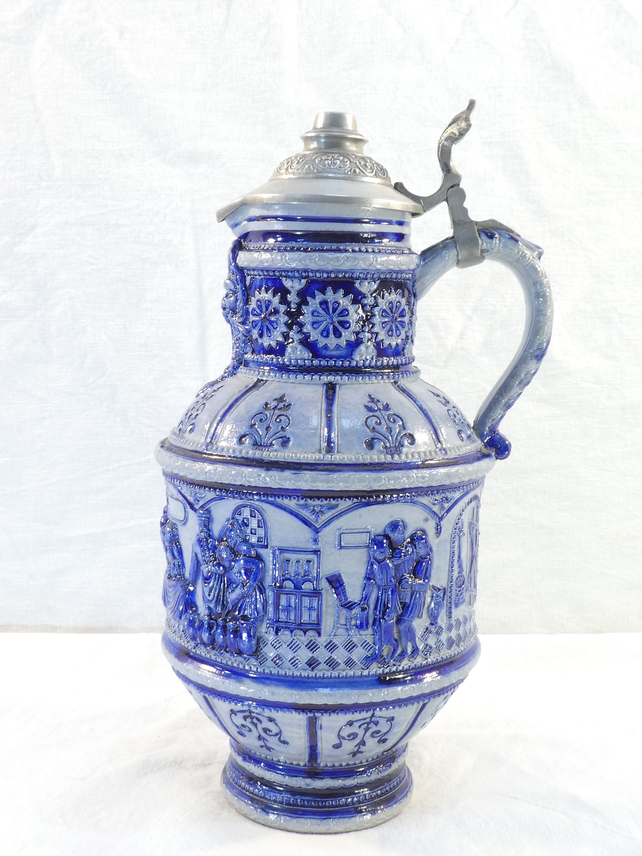Large pitcher with gres Blue Ceramic ALLEMENAND WESTERWALD Meal scene