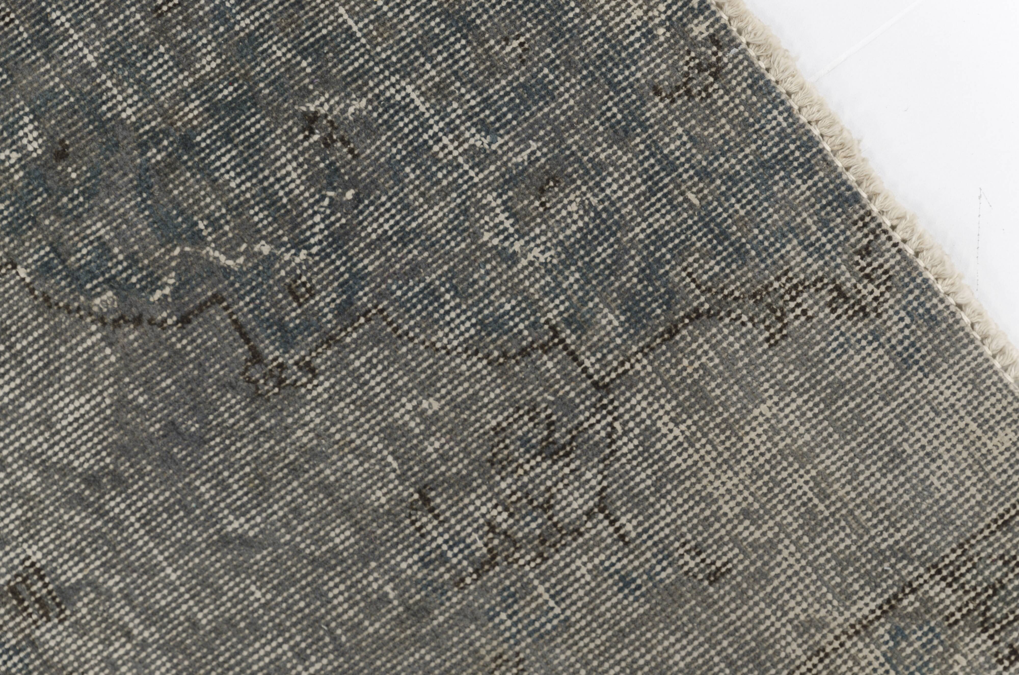 Small Vintage Decorative Rug sku 1095