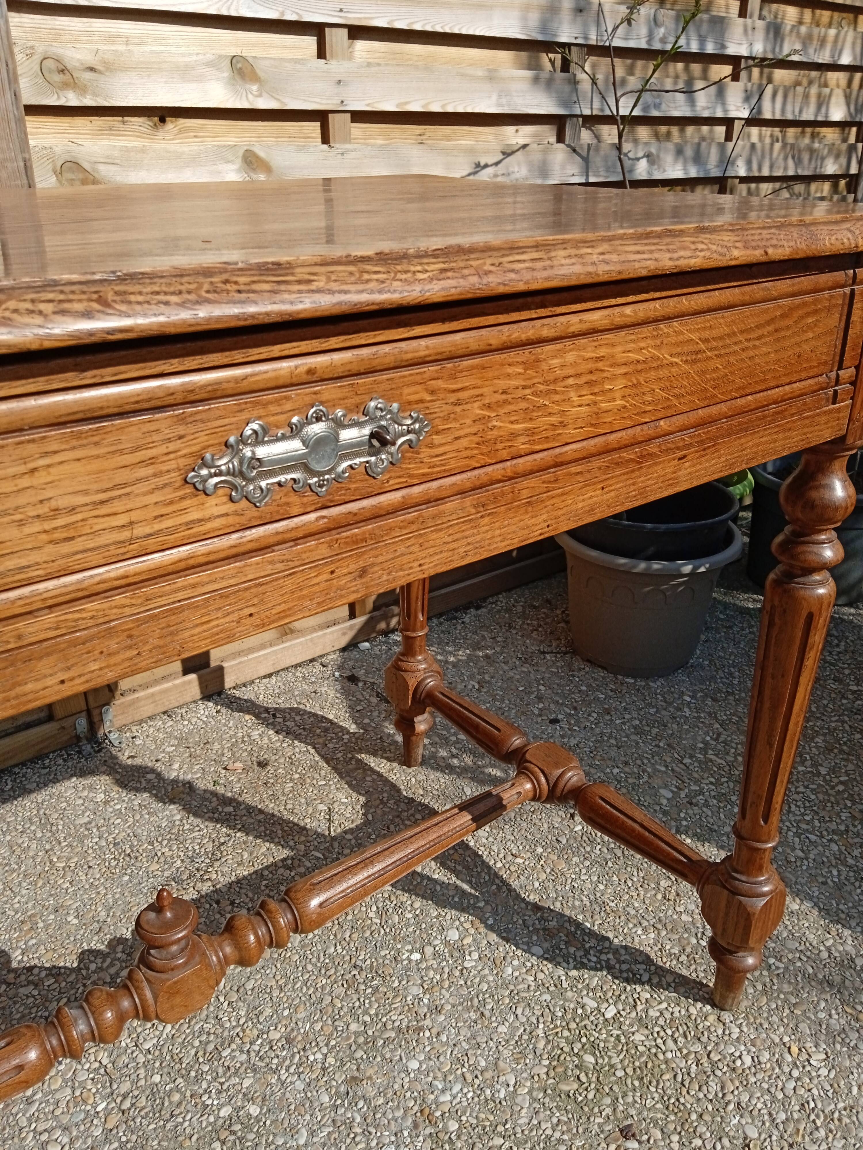Old desk table