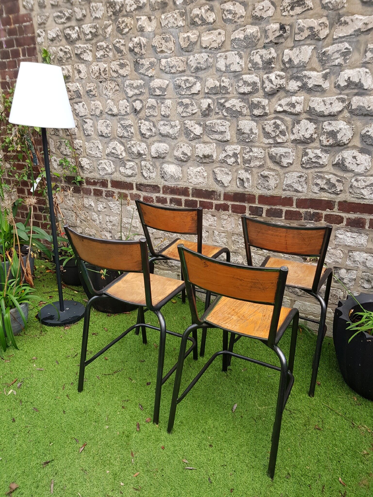 Workshop or laboratory chairs