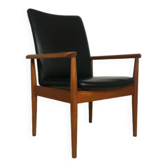 Vintage Finn Juhl armchair