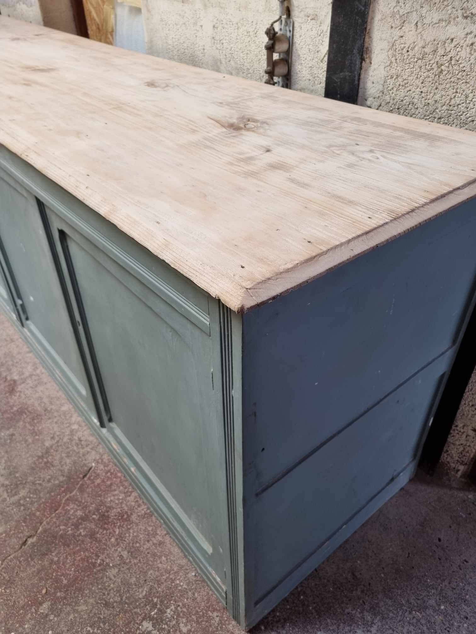 4-door trade furniture