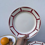 7 flat plates in white and red burgundy porcelain vintage Badonviller model Louise