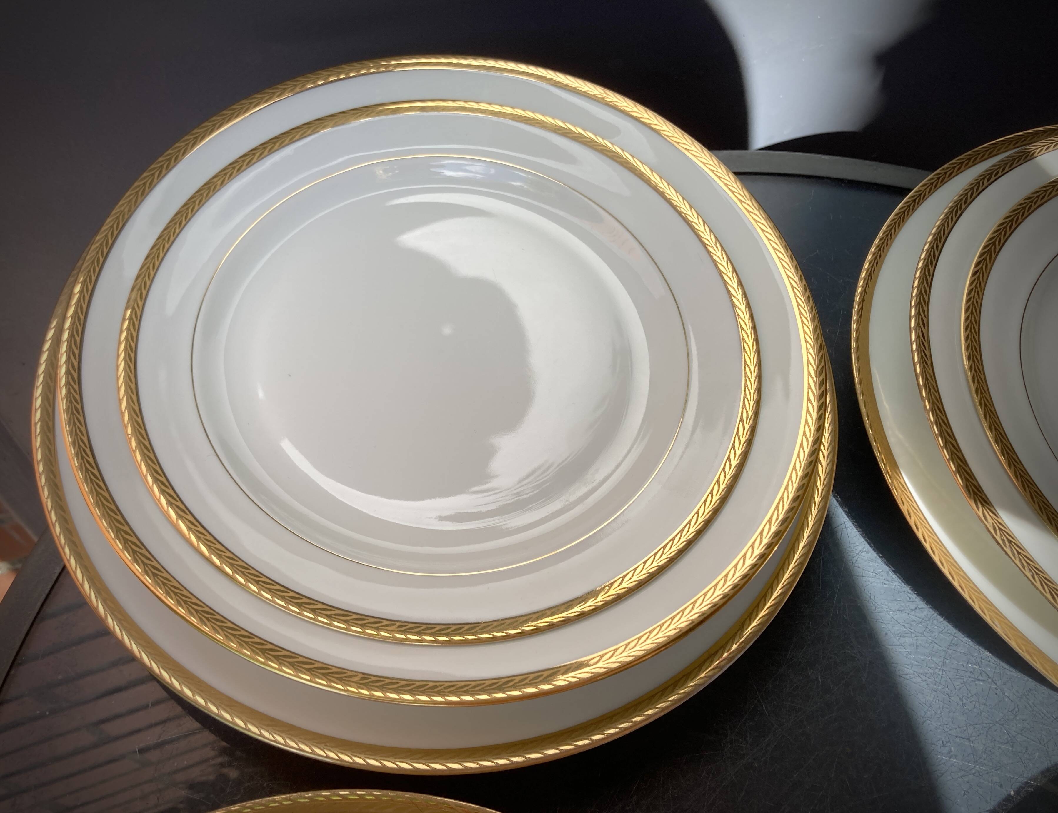 Limoges Porcelain Maison Ternet 12 pieces