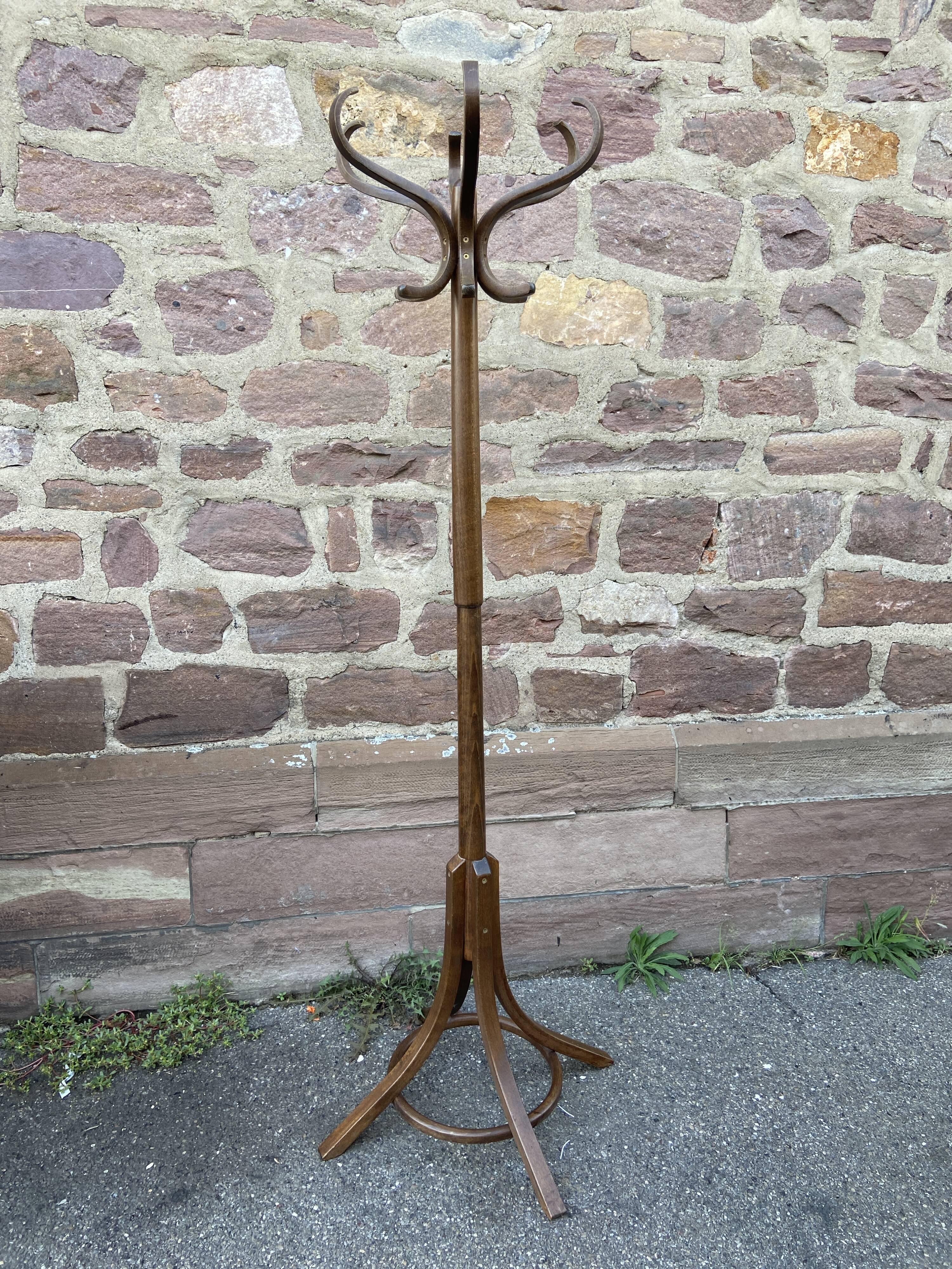 Vintage parrot standing coat rack 1980 curved wood