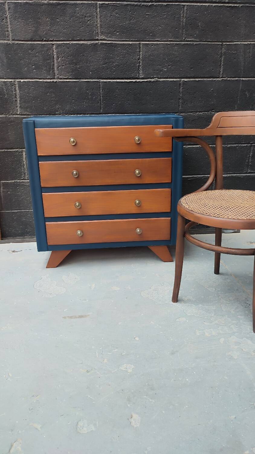Vintage chest of drawers